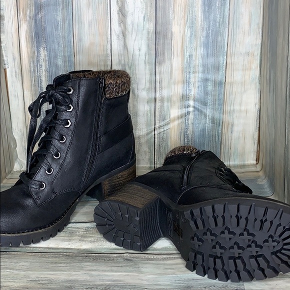 Carlos by Carlos Santana Women's Gibson Ankle Boot ✅ - Picture 2 of 6